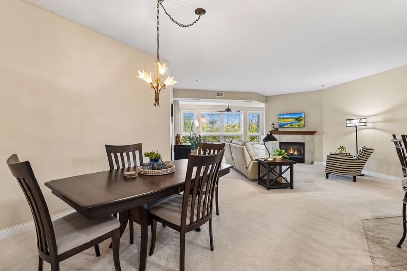 2670 Kelley Pw #103, Orono, MN 55356