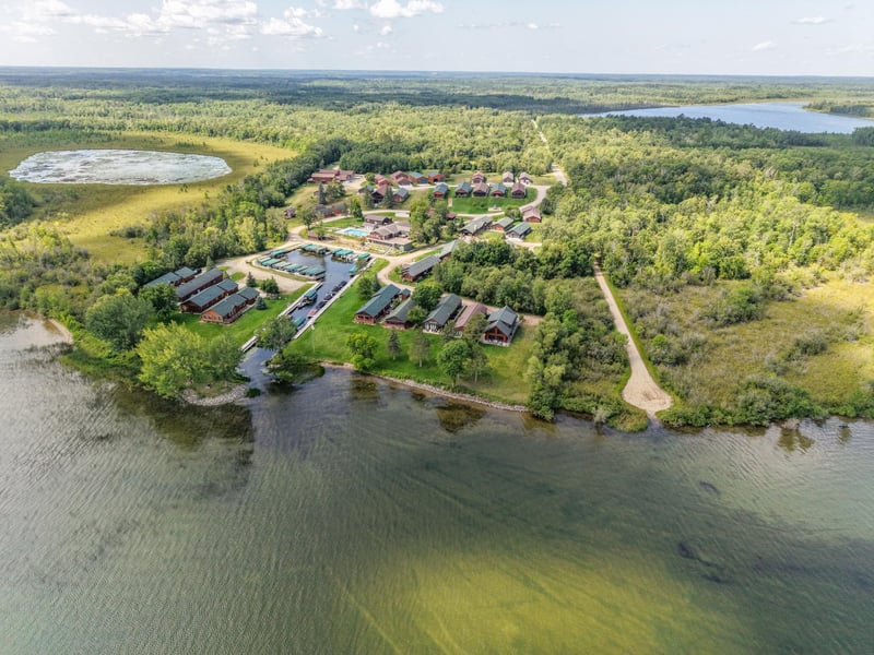 5908 Harbor View Dr NW, Cass Lake, MN 56633