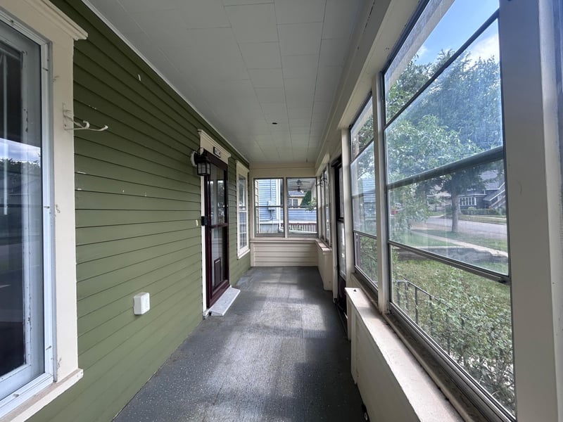 903 1st St SE, Rochester, MN 55904