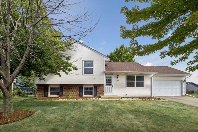 3583 155th St W, Rosemount, MN 55068