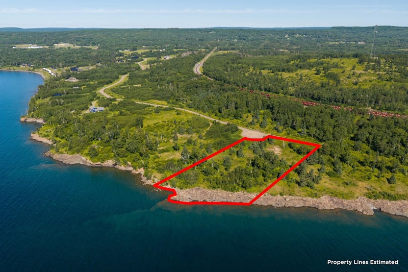 XXXX E Stanley Rd, Two Harbors, MN 55616