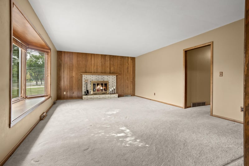 2503 14th St S, Moorhead, MN 56560