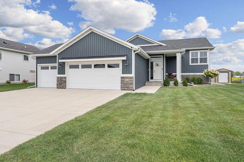 1404 20th St NE, Austin, MN 55912