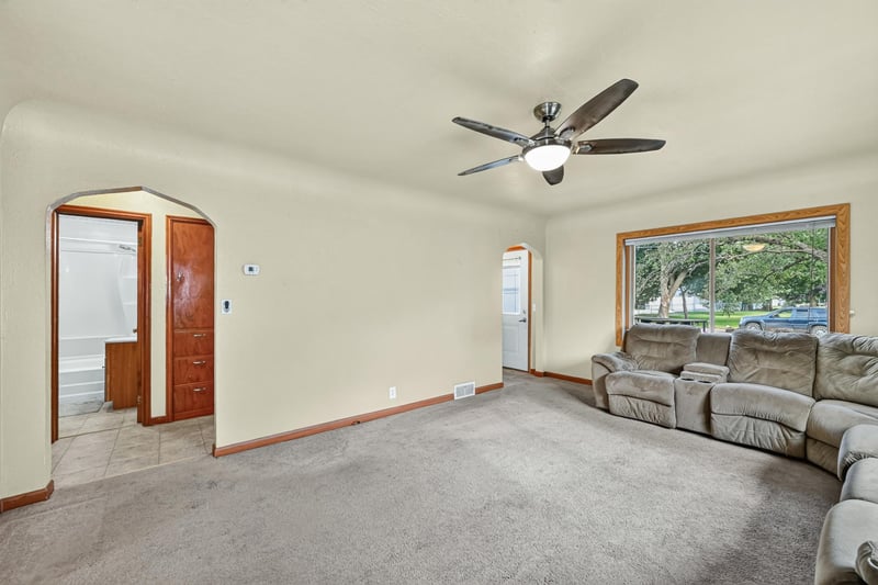 310 E Main St, Brownsdale, MN 55918