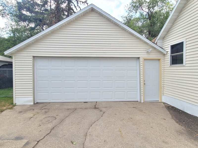 311 14th St N, Moorhead, MN 56560