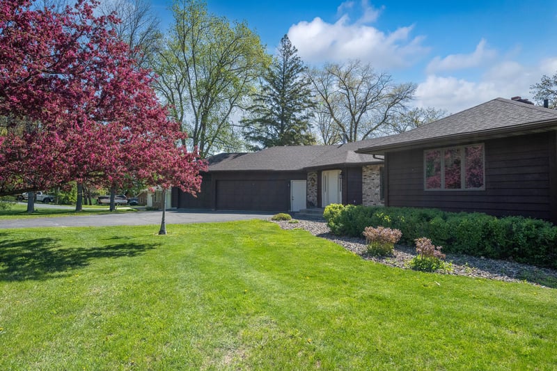 220 W Lower Pine Lake Ct, Star Prairie, WI 54026