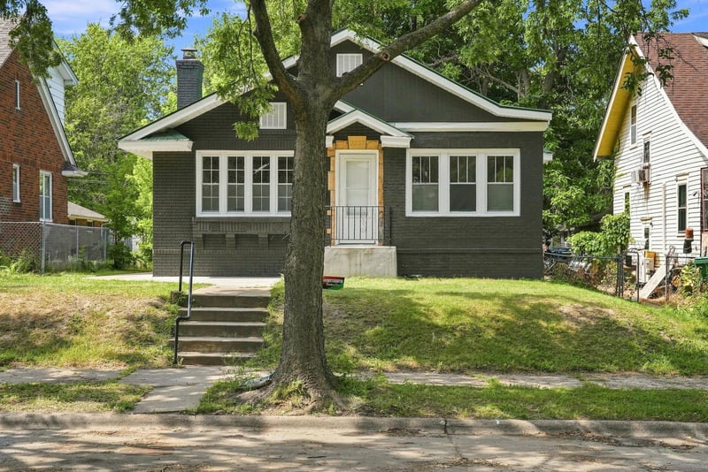 3237 Sheridan Ave N, Minneapolis, MN 55412