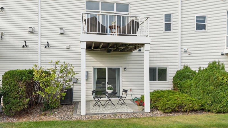 5013 Ross Ln, Rockford, MN 55373