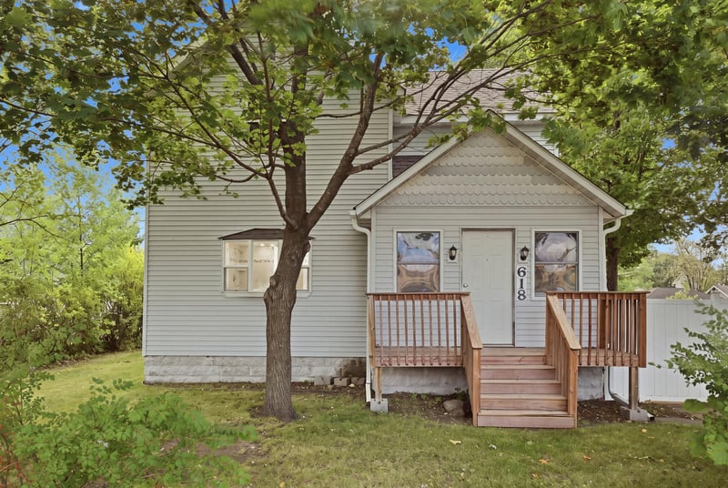 618 N 8th St, Brainerd, MN 56401