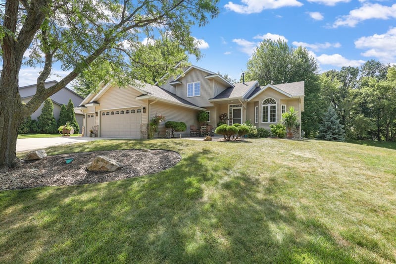 16715 Blind Lake Trl SE, Prior Lake, MN 55372