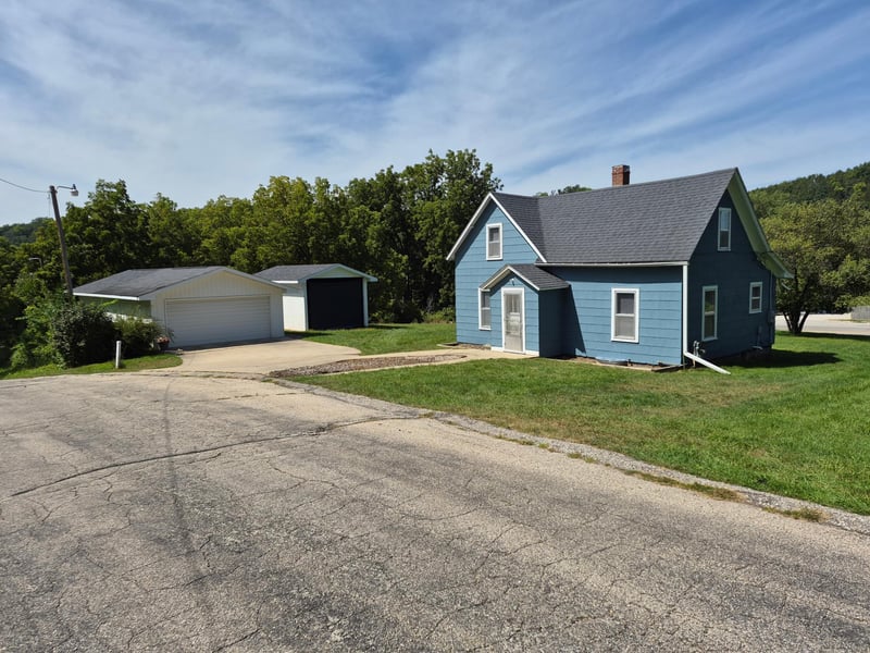 304 Terrace St, Lanesboro, MN 55949