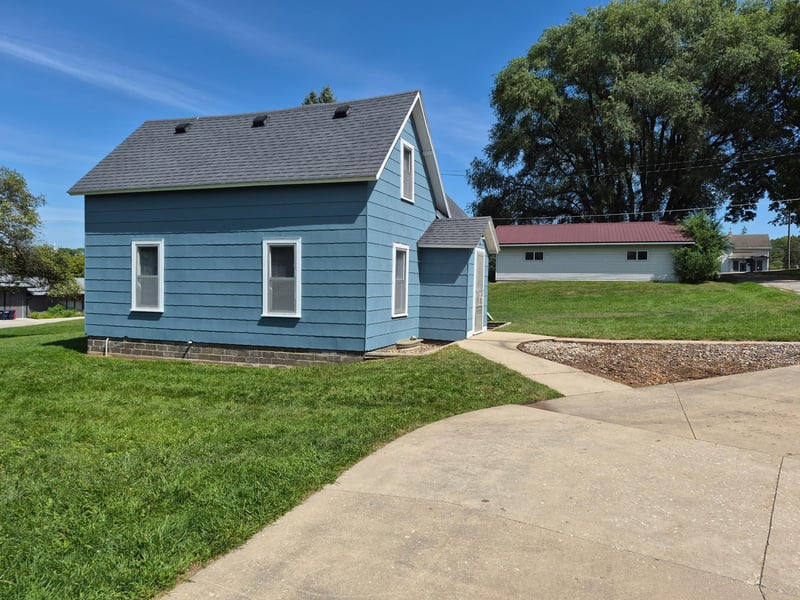304 Terrace St, Lanesboro, MN 55949