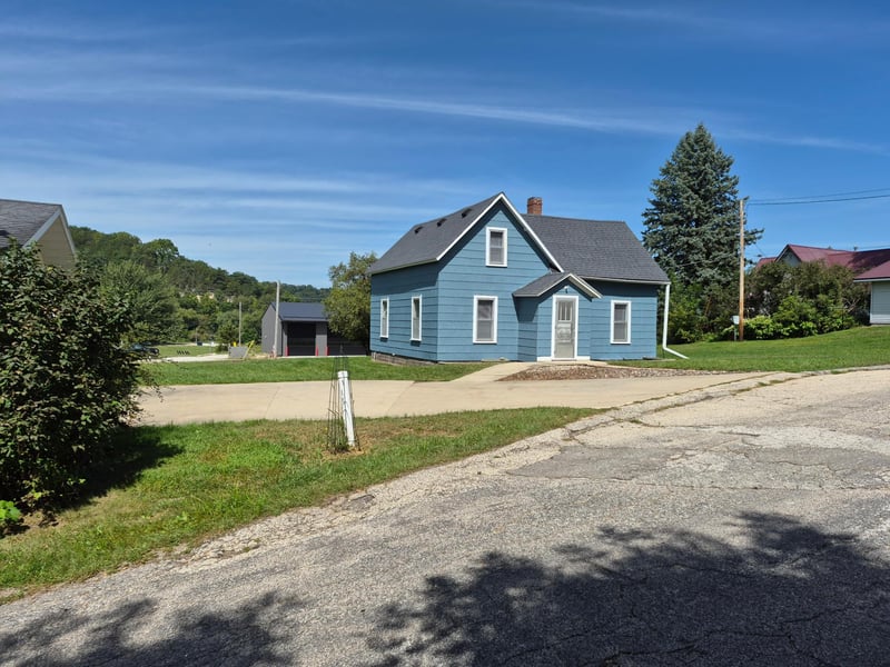 304 Terrace St, Lanesboro, MN 55949