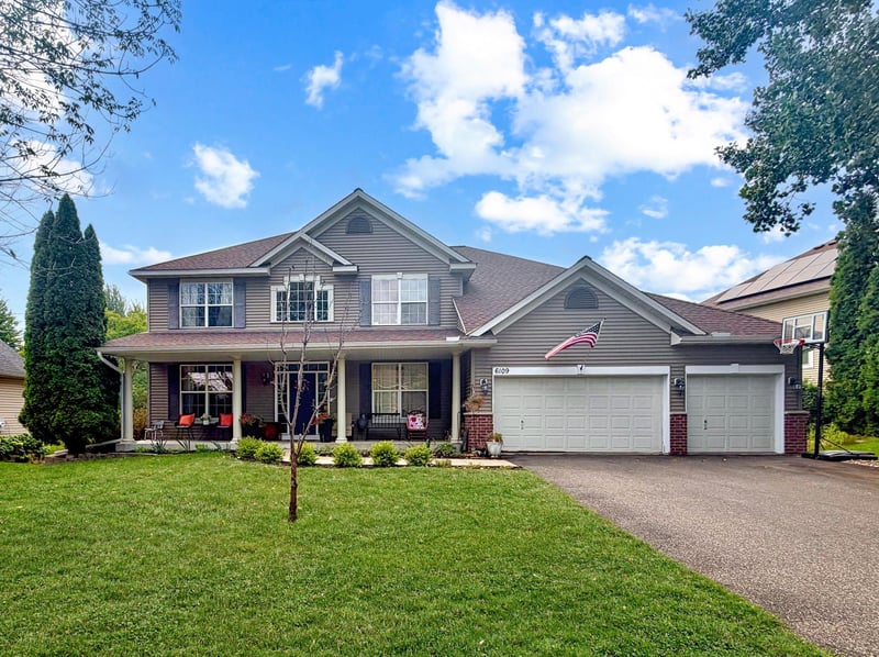 6109 Summit Curve S, Cottage Grove, MN 55016