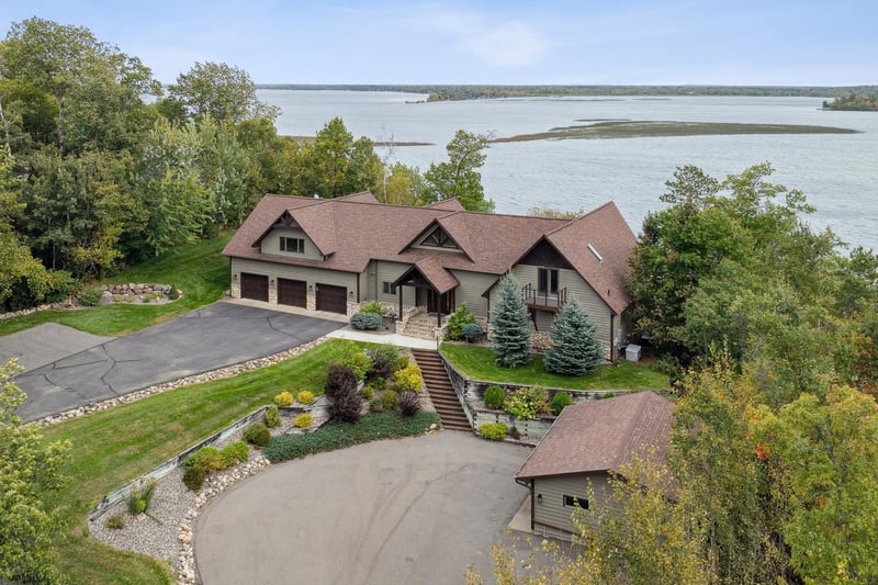 10568 Pine Song Dr SW, Nisswa, MN 56468