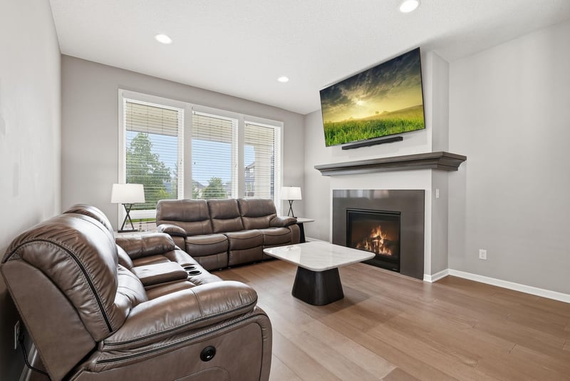 16229 Duskwood Trl, Lakeville, MN 55044