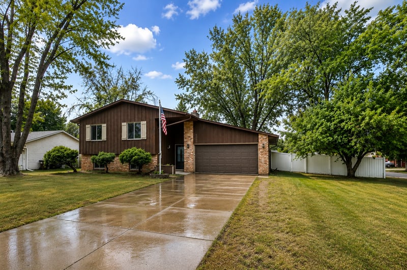 7300 Illies Ave S, Cottage Grove, MN 55016