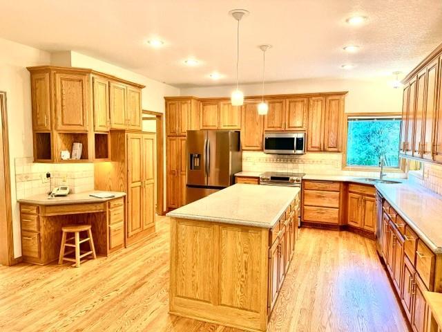 14817 Summit Oaks Dr, Burnsville, MN 55337