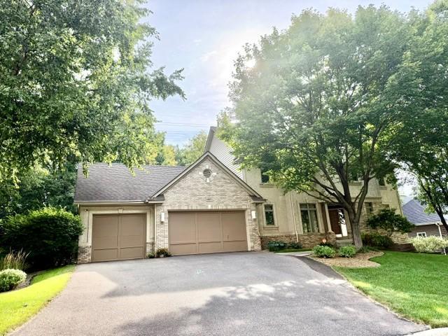 14817 Summit Oaks Dr, Burnsville, MN 55337