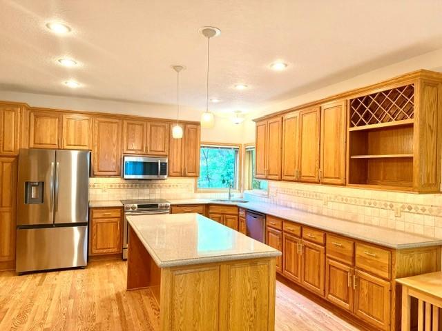 14817 Summit Oaks Dr, Burnsville, MN 55337