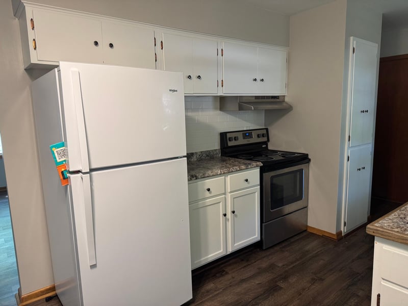 220 Terrace Dr SW, Willmar, MN 56201