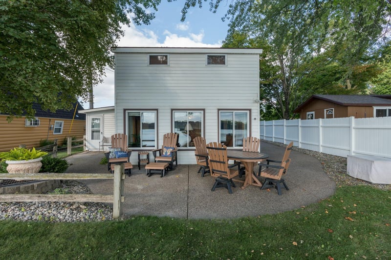 7014 Laura Ln, Saint Peter, MN 56082