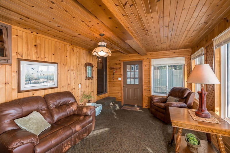 7014 Laura Ln, Saint Peter, MN 56082