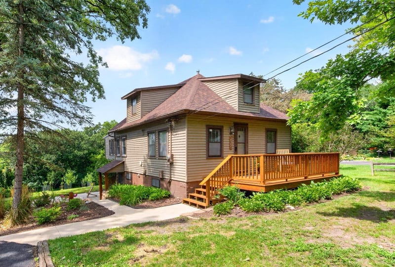2505 E River Rd NE, Rochester, MN 55906