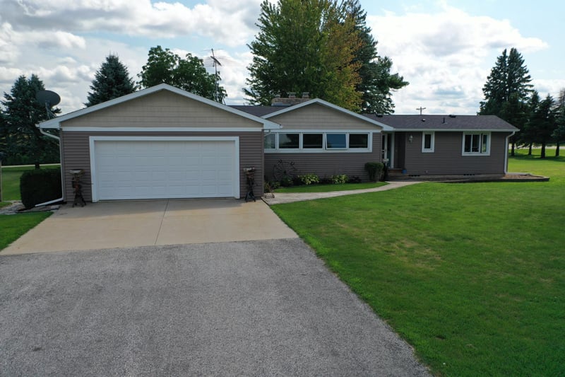 4900 42 Hw NE, Eyota, MN 55934