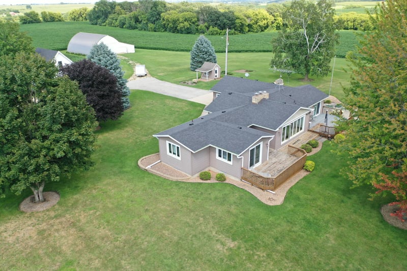 4900 42 Hw NE, Eyota, MN 55934