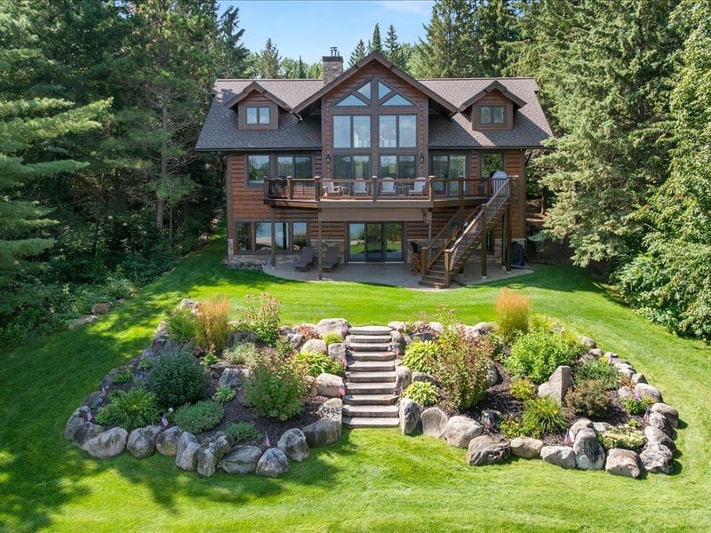 31928 Log Home Dr, Walker, MN 56461