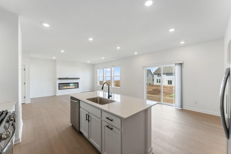 8932 Periwinkle Blvd, Woodbury, MN 55129