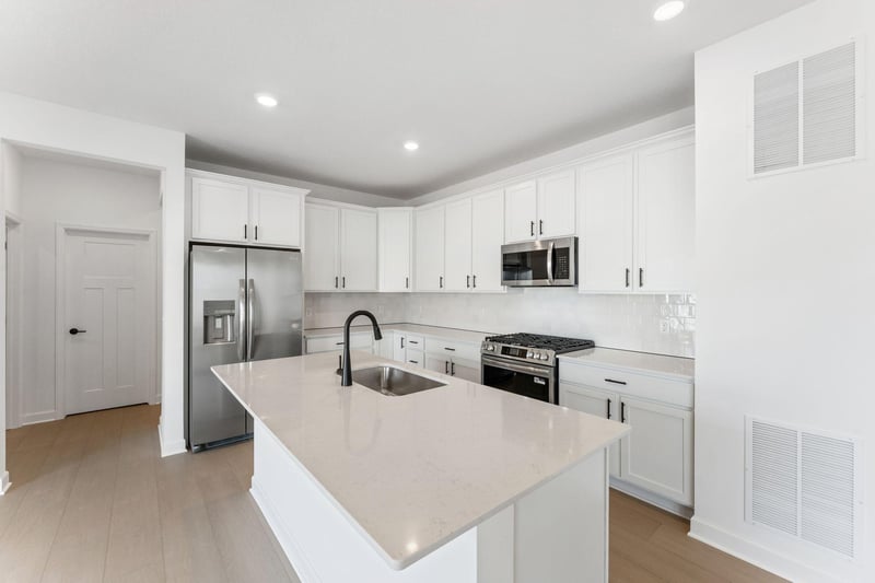 8932 Periwinkle Blvd, Woodbury, MN 55129