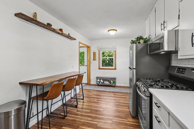 502 Central Ave S, New Prague, MN 56071