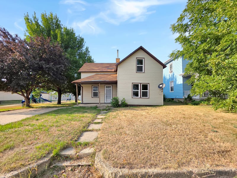 410 Main St, Hawley, MN 56549