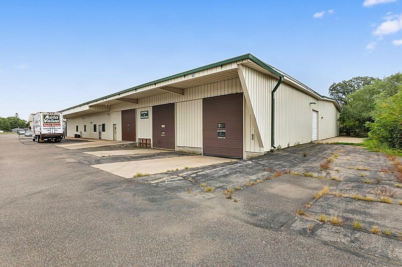2627 Clearwater Rd, Saint Cloud, MN 56301