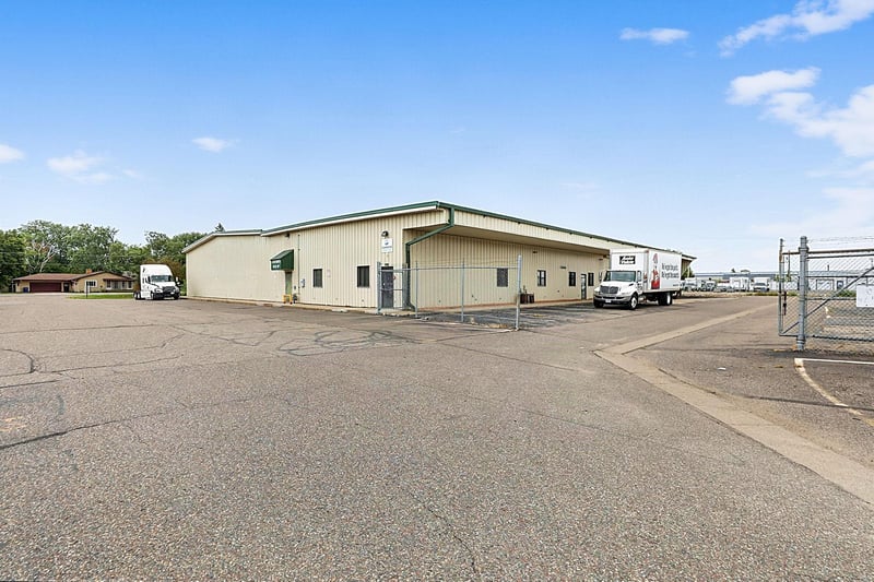 2627 Clearwater Rd, Saint Cloud, MN 56301