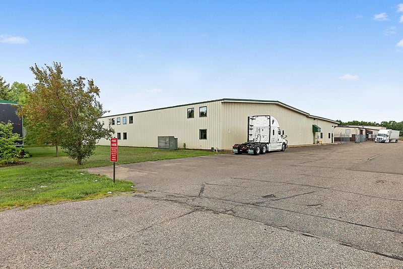 2627 Clearwater Rd, Saint Cloud, MN 56301