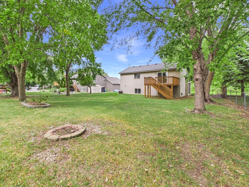 822 4th St N, Sartell, MN 56377