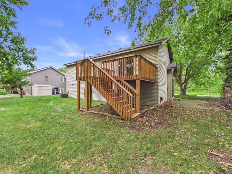 822 4th St N, Sartell, MN 56377