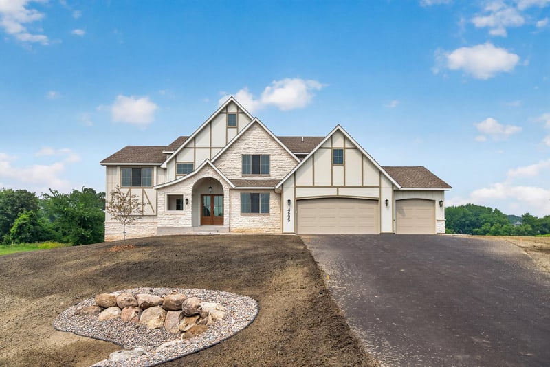 15243 Alamo St NE, Ham Lake, MN 55304