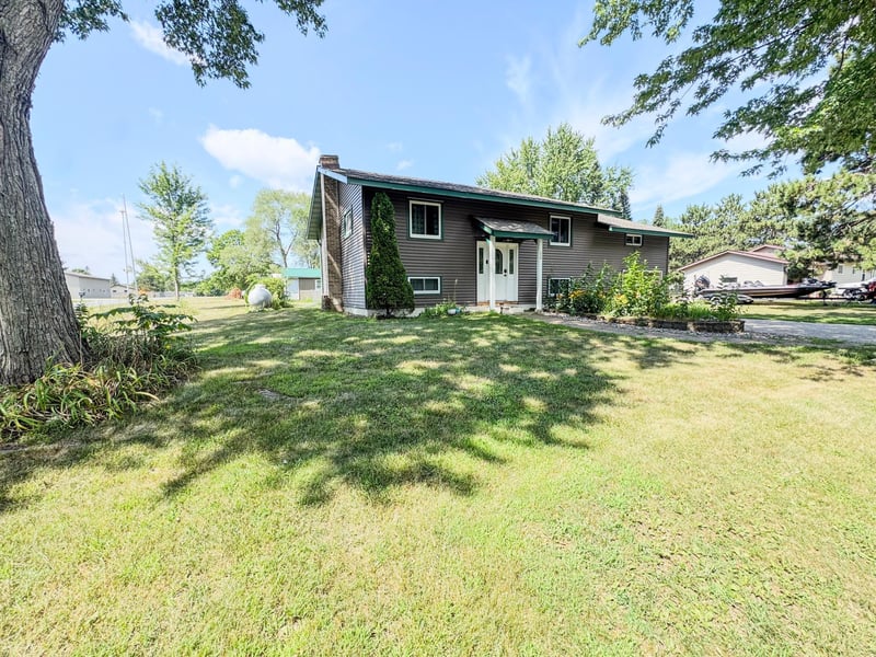 1226 N Herman St, Buffalo City, WI 54622
