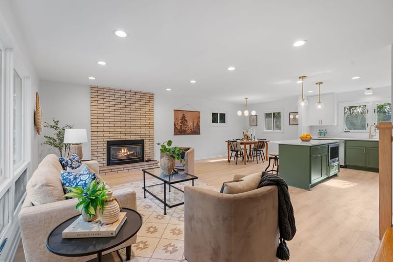 1025 Colby St, Saint Paul, MN 55116