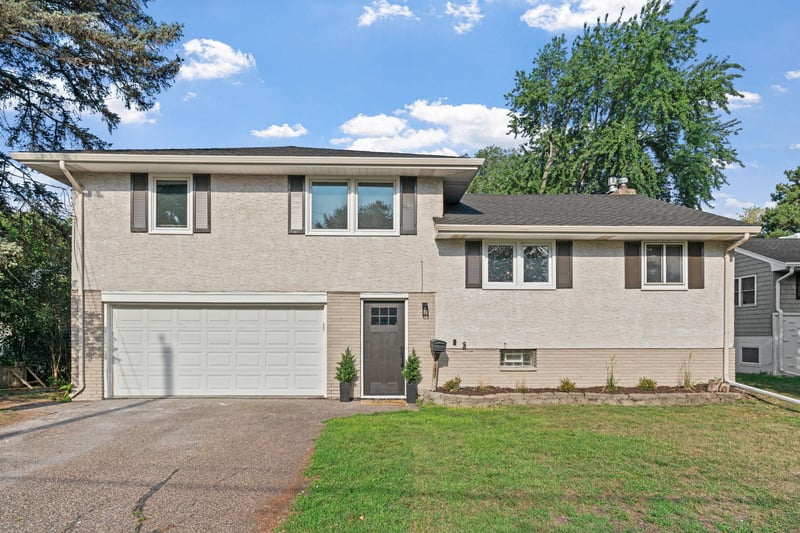 1025 Colby St, Saint Paul, MN 55116