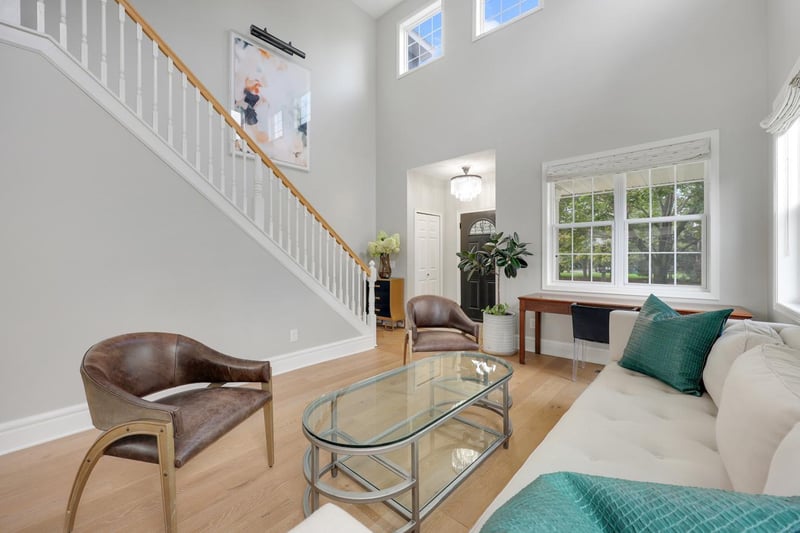 6997 Edington Cir, Shakopee, MN 55379