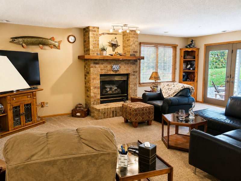 3823 Minnesota Ln N, Plymouth, MN 55446