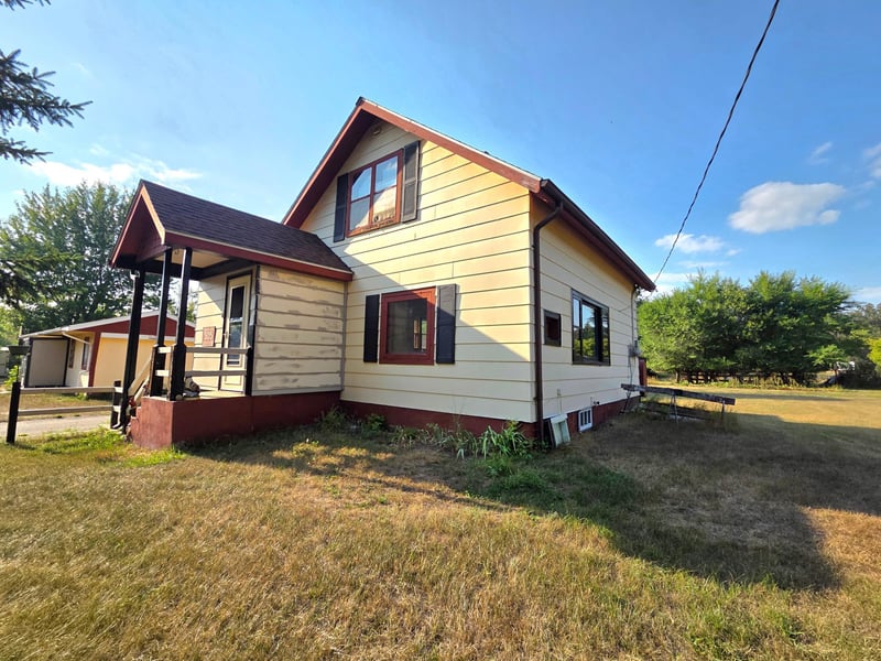505 Eidem Ave SE, Twin Valley, MN 56584