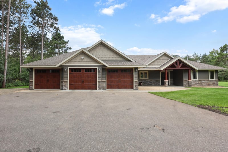 12987 Hillton Rd, Little Falls, MN 56345