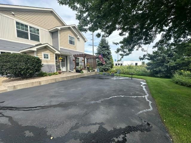 22295 Cameo Ct, Forest Lake, MN 55025