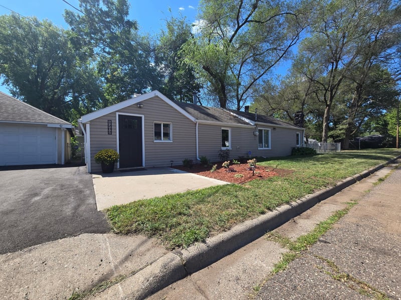 1202 11th Ave SE, Saint Cloud, MN 56304